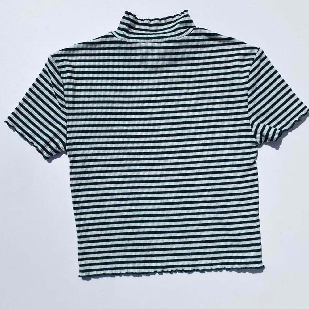Forever 21 Dark Green Stripe Lettuce Hem Top Small Summer Spring Vacation Casual